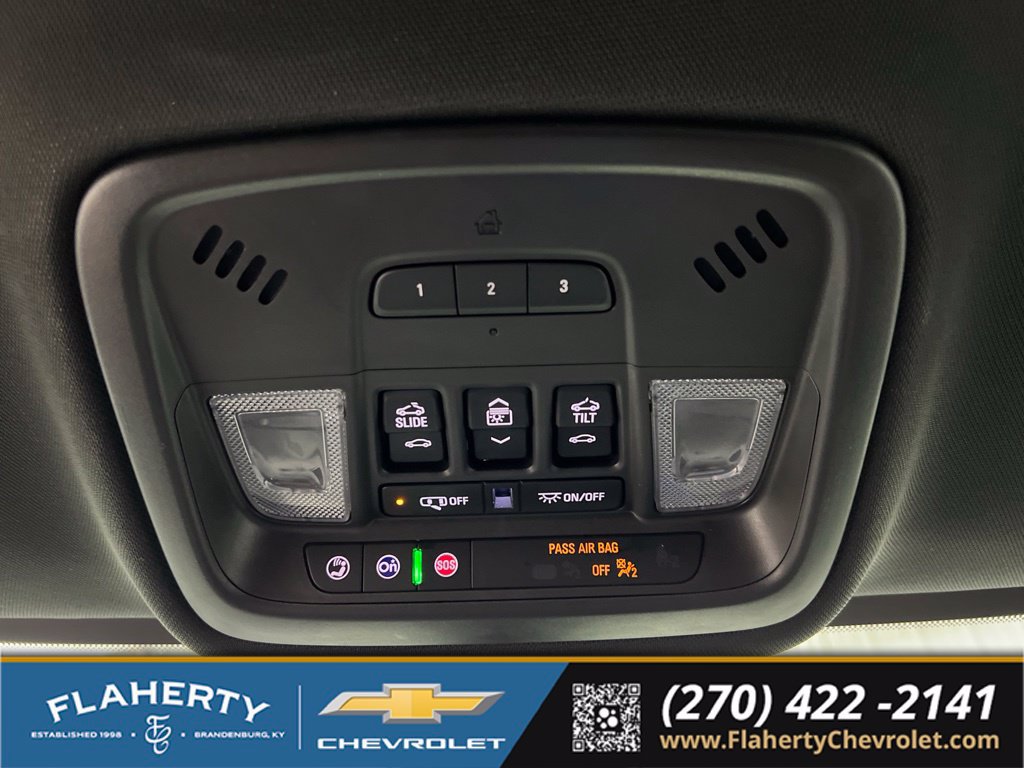 Used 2023 Chevrolet Traverse LT w/ LT Premium Package AWD/4WD image 36