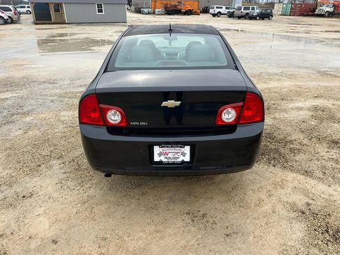 Used 2011 Chevrolet Malibu LS image 3