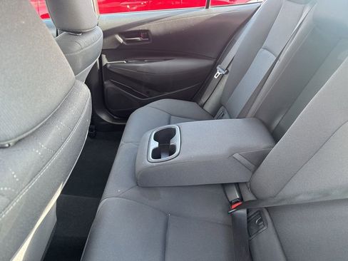 Used 2024 Toyota Corolla LE image 7