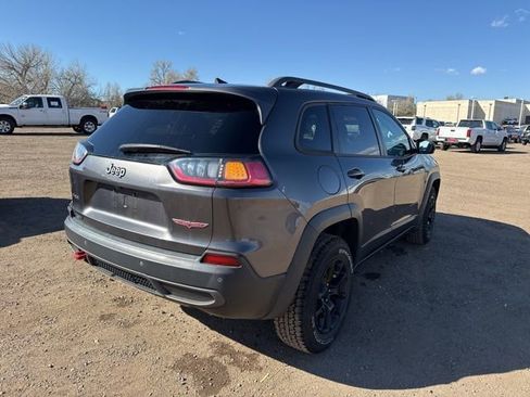 Used 2019 Jeep Cherokee Trailhawk w/ Comfort/Convenience Group image 6