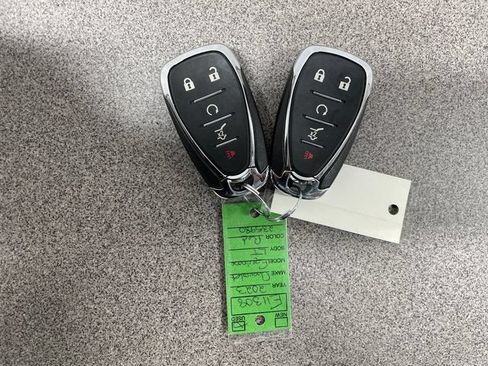 Used 2023 Chevrolet Equinox LT AWD/4WD image 25