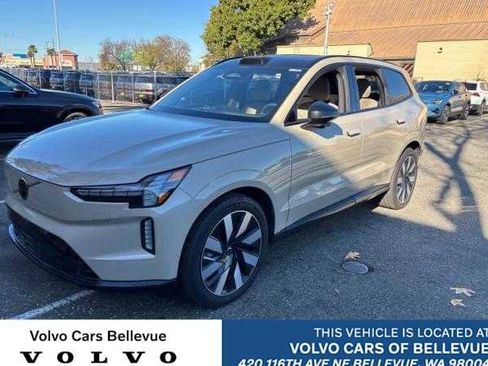 Certified 2025 Volvo EX90 Ultra image 1