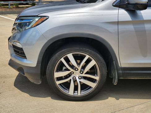Used 2017 Honda Pilot Elite image 8