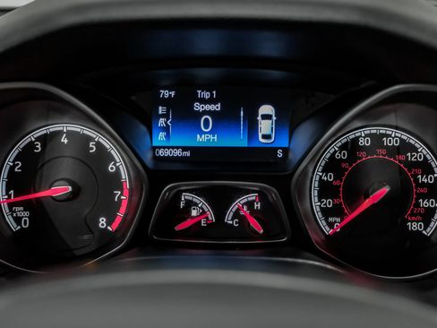 Used 2017 Ford Focus ST FWD image 22