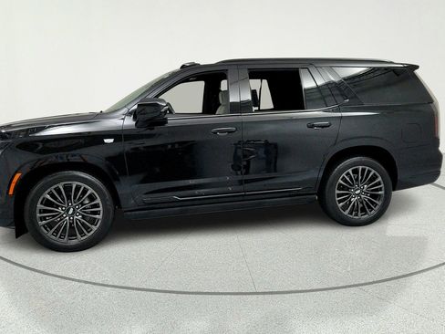 Certified 2025 Cadillac Escalade Sport Platinum w/ LPO, Floor Liner Package AWD/4WD image 2