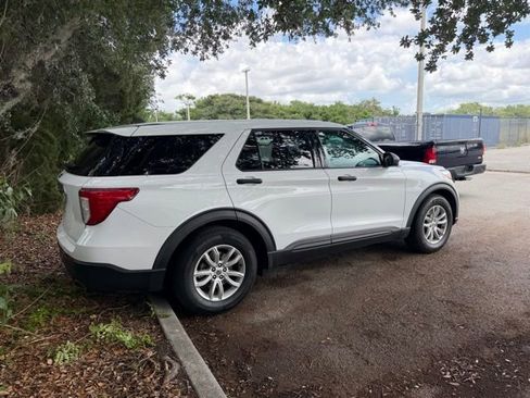 Used 2021 Ford Explorer 2WD image 3
