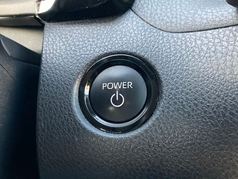 Used 2025 Toyota Camry LE FWD image 18