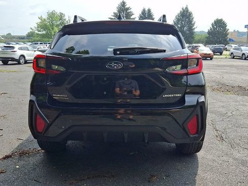 Used 2025 Subaru Crosstrek 2.5i Premium AWD/4WD image 8