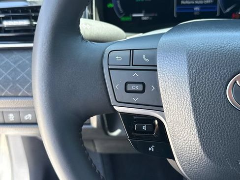 Used 2026 Toyota Camry XLE FWD image 14