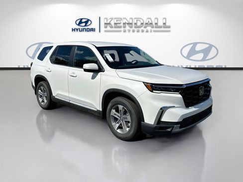 Used 2025 Honda Pilot EX-L image 1