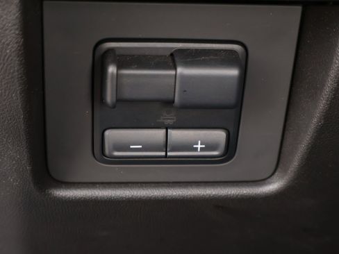 Certified 2024 Chevrolet Colorado ZR2 w/ Technology Package image 12