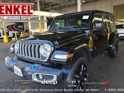 Used 2024 Jeep Wrangler Unlimited Sahara w/ Technology Group