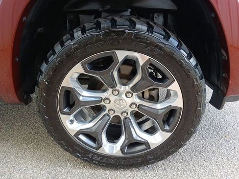 Used 2021 RAM 1500 Limited w/ Body Color Bumper Group image 62