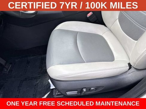 Used 2021 Toyota RAV4 Limited AWD/4WD image 15