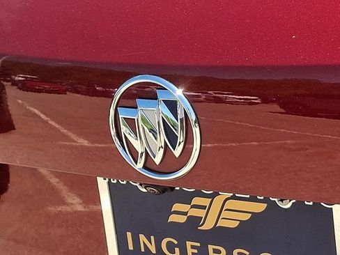Used 2023 Buick Envision Essence FWD image 32