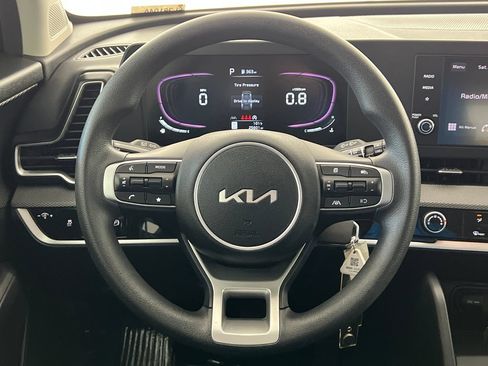 Used 2023 Kia Sportage LX FWD image 16