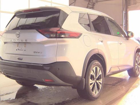 Used 2023 Nissan Rogue SV w/ SV Premium Package image 8