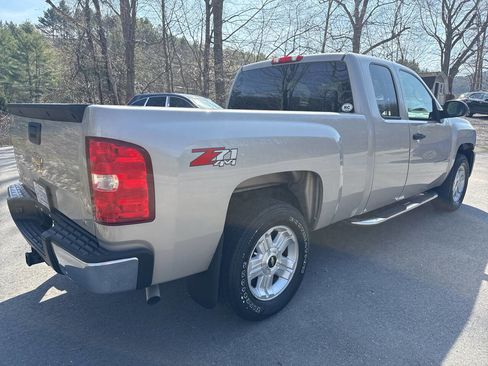 Used 2008 Chevrolet Silverado 1500 LT w/ Power Pack Plus AWD/4WD image 9