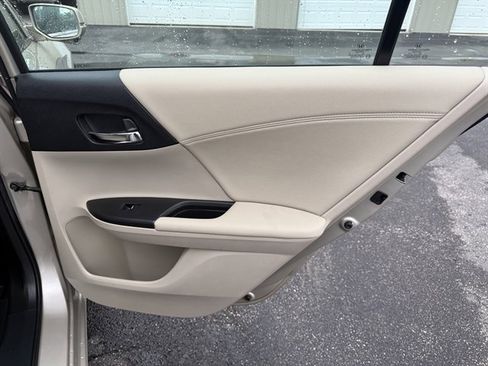 Used 2013 Honda Accord EX-L image 40