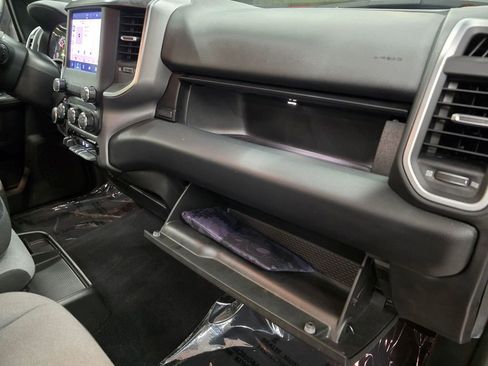 Used 2024 RAM 2500 Big Horn w/ Bed Utility Group image 38