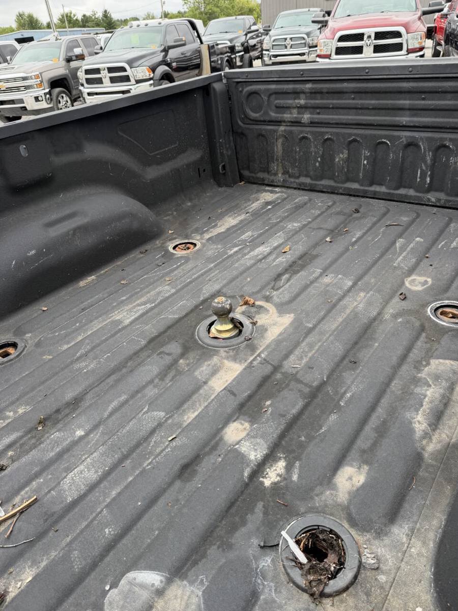 Used 2014 RAM 3500 Laramie AWD/4WD image 16