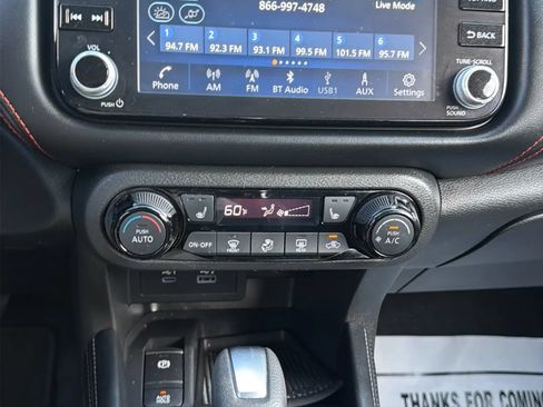 Used 2023 Nissan Kicks SR w/ SR Premium Package FWD image 41
