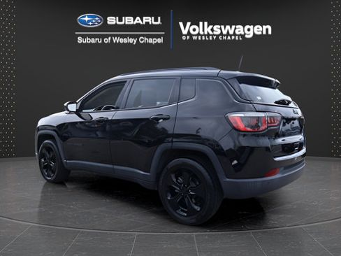 Used 2018 Jeep Compass Latitude w/ Popular Equipment Group FWD image 6