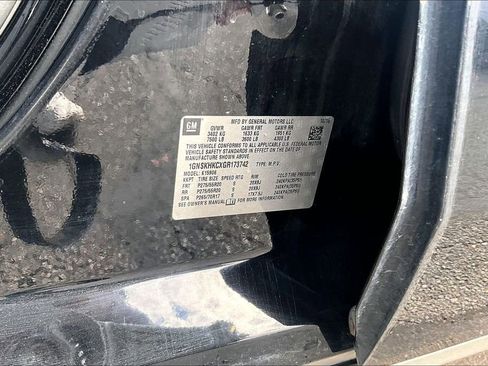 Used 2016 Chevrolet Suburban LT image 6