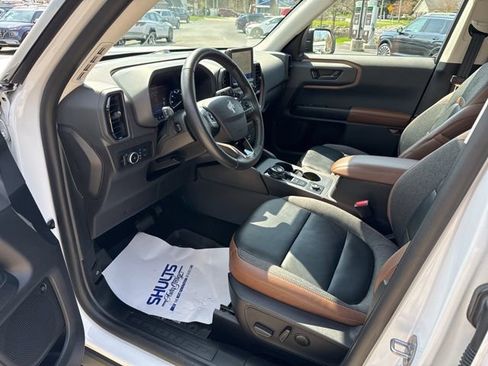 Used 2023 Ford Bronco Sport Outer Banks w/ Tech Package AWD/4WD image 6