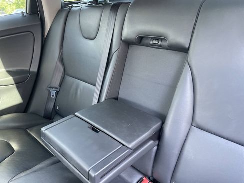 Used 2017 Volvo XC60 T5 Inscription FWD image 21