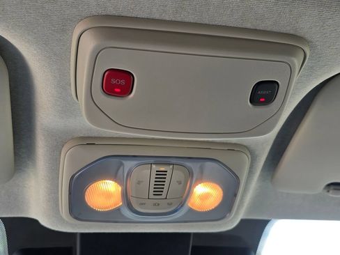 Used 2026 RAM ProMaster 2500 w/ Convenience Group FWD image 21