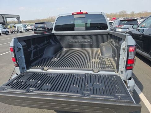 Used 2025 Nissan Frontier PRO-4X AWD/4WD image 17