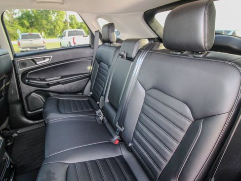 Used 2024 Ford Edge SEL w/ Convenience Package AWD/4WD image 9