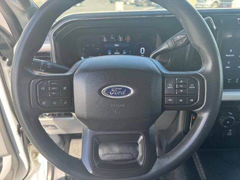 Used 2023 Ford F350 XLT w/ XLT Premium Package AWD/4WD image 18