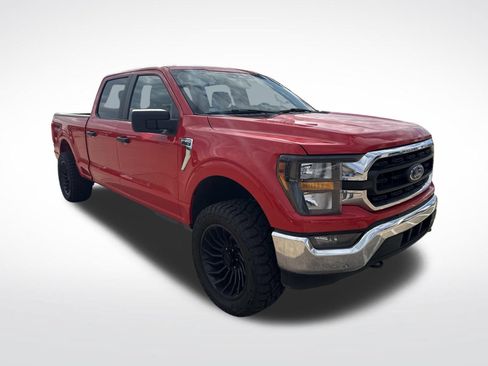 Used 2023 Ford F150 XLT AWD/4WD image 3