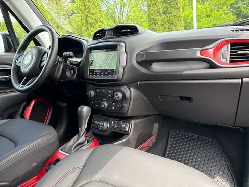 Used 2022 Jeep Renegade Trailhawk w/ Trailer Tow Group AWD/4WD image 26