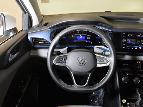 Used 2023 Volkswagen Taos SE AWD/4WD image 14