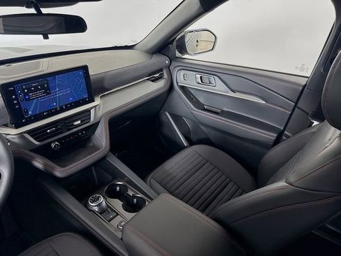 New 2026 Ford Explorer ST-Line w/ ST-Line Street Pack image 24