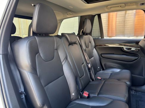 Used 2017 Volvo XC90 T6 Momentum w/ Vision Package AWD/4WD image 37