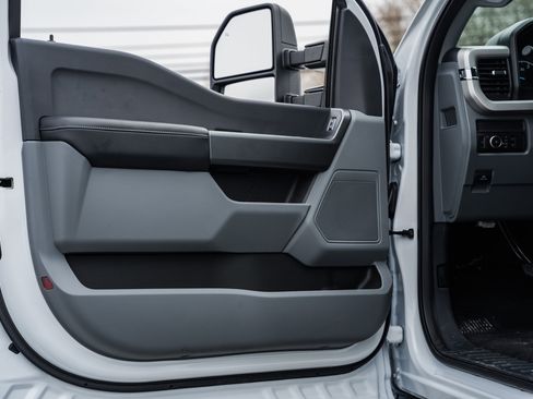 New 2026 Ford F250 XLT w/ FX4 Off-Road Package image 39