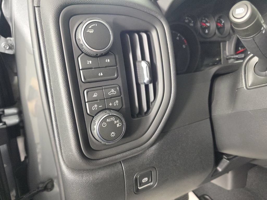 New 2026 Chevrolet Silverado 2500 Custom w/ Custom Value Package AWD/4WD image 14