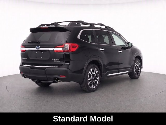 Used 2023 Subaru Ascent Touring AWD/4WD image 3