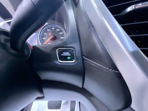 Used 2021 GMC Acadia SLT w/ Elevation Edition AWD/4WD image 17