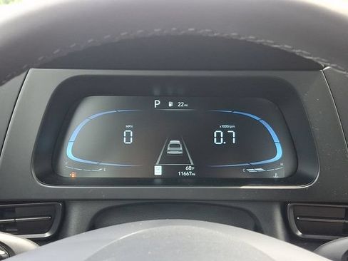 Certified 2025 Hyundai Elantra Sport FWD image 25