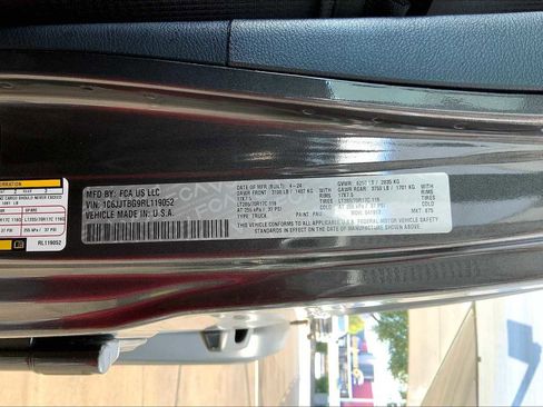 Used 2024 Jeep Gladiator Rubicon w/ Safety Group image 33