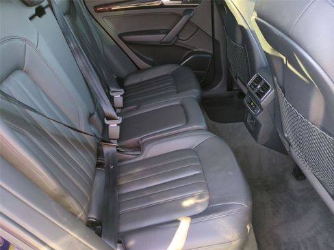 Used 2018 Audi Q5 2.0T Premium Plus w/ Premium Plus Package image 18