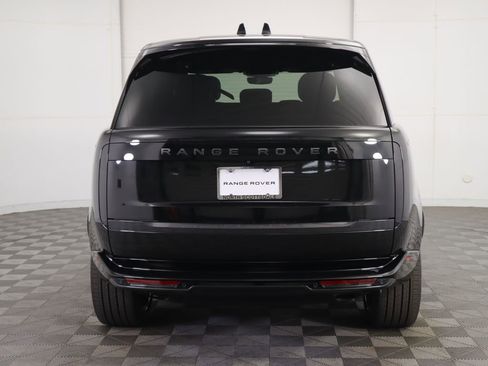 New 2026 Land Rover Range Rover SE image 6