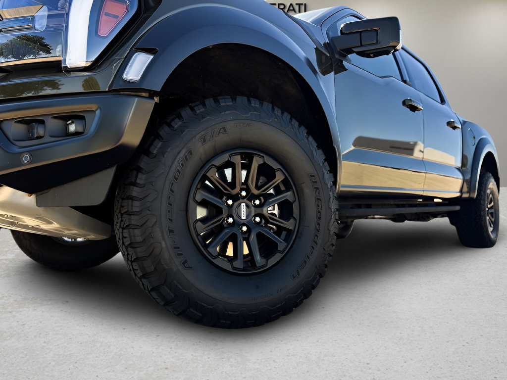 Used 2025 Ford F150 Raptor AWD/4WD image 29