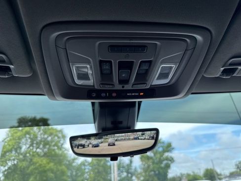 Used 2021 GMC Sierra 1500 Denali w/ Denali Ultimate Package image 27