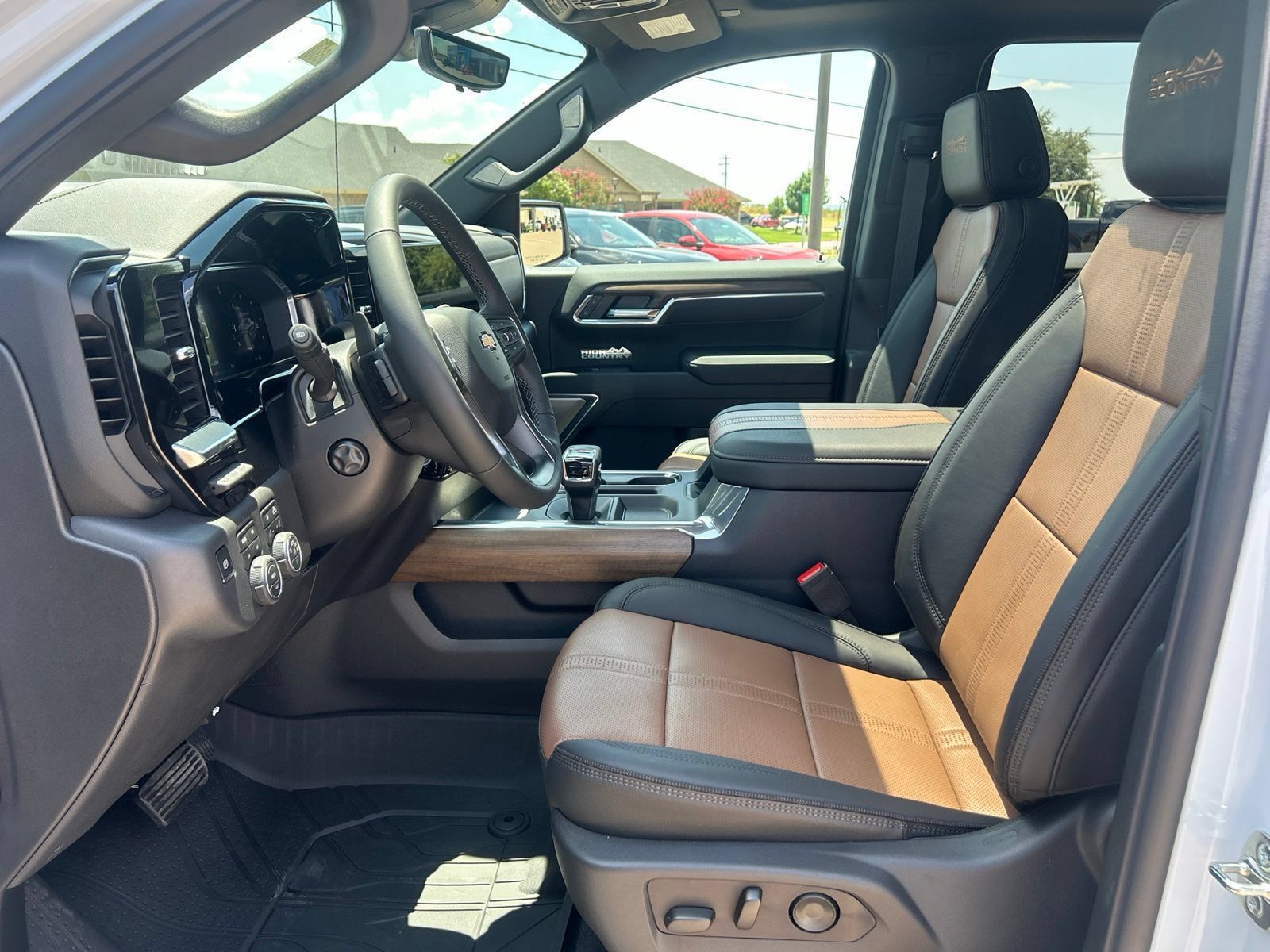 New 2026 Chevrolet Silverado 1500 High Country w/ High Country Premium Package AWD/4WD image 13